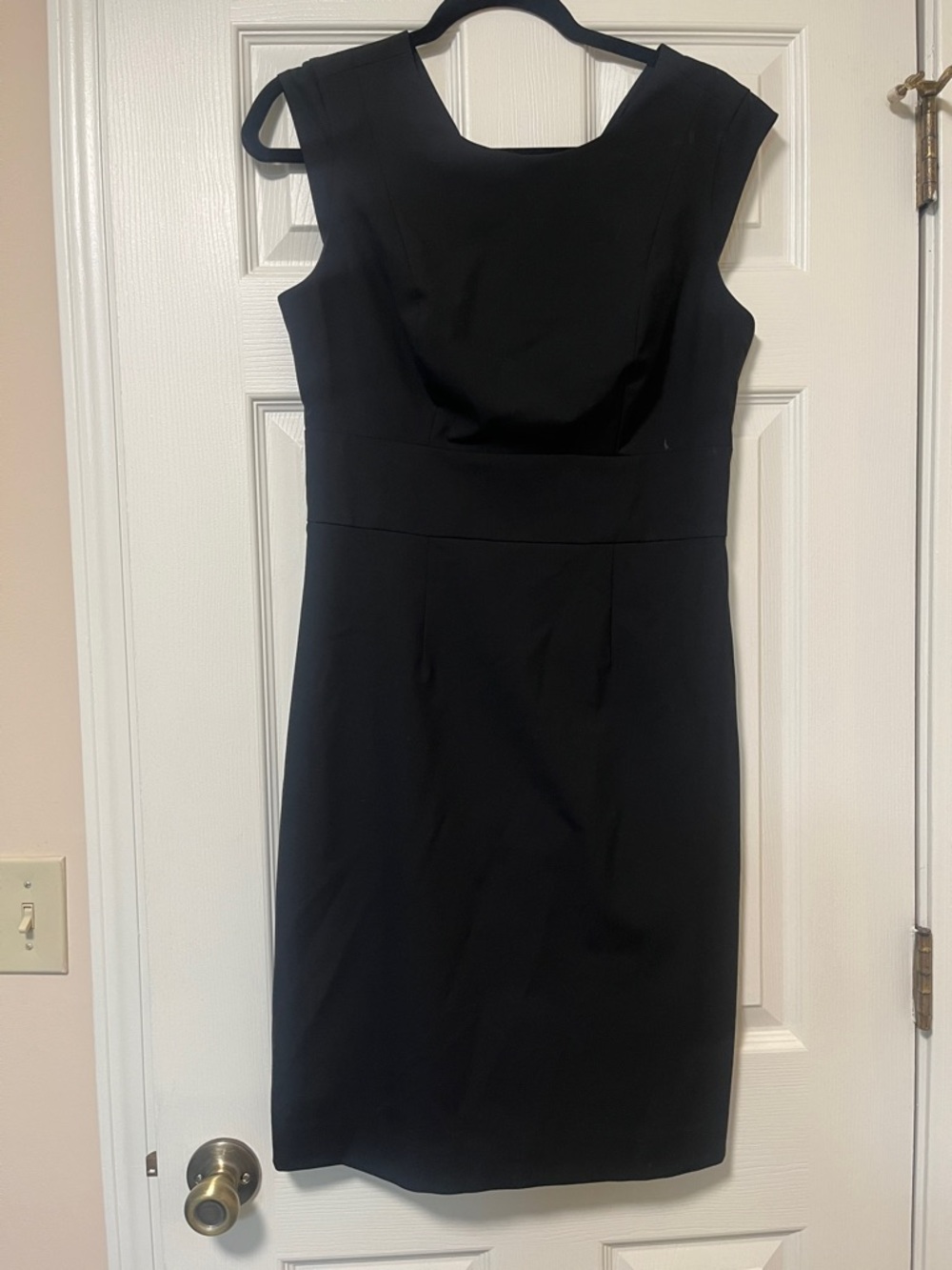 The Limited Black Cap-Sleeve Midi Sheath Dress